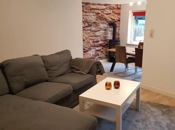 Waldhaus בית נופש